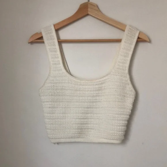 H&M Crocheted top - Picture 1 of 4